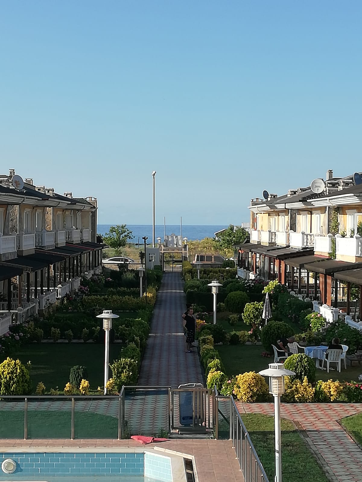 32 Evler Denize Sıfır Havuzlu Sitede 3+1 110m² Satılık Villa Karasu